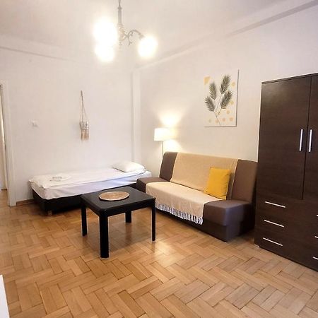 Happy Life - Apartment Next To Metro Station Warsaw Exterior photo